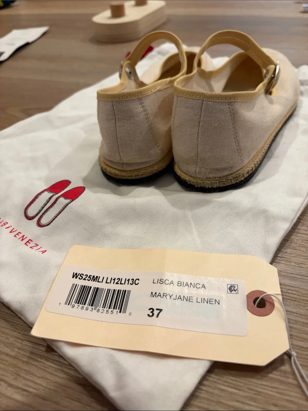 Vibi Venezia Mary Jane Linen Espadrilles in Beige